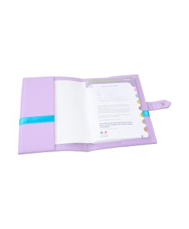 Protège carnet de santé rigide personnalisé - modèle baby feet parme - fille