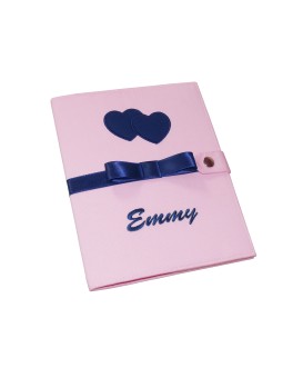 Protège carnet de santé fille rigide personnalisé rose- motif coeur - Cadeau de naissance personnalisé