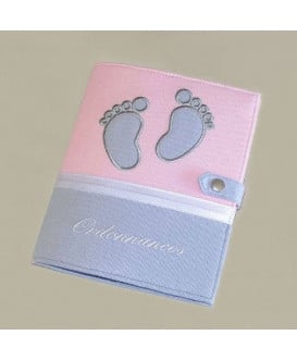 Protège carnet de santé rigide personnalisé baby feet rose et gris - Cadeau de naissance fille personnalisé